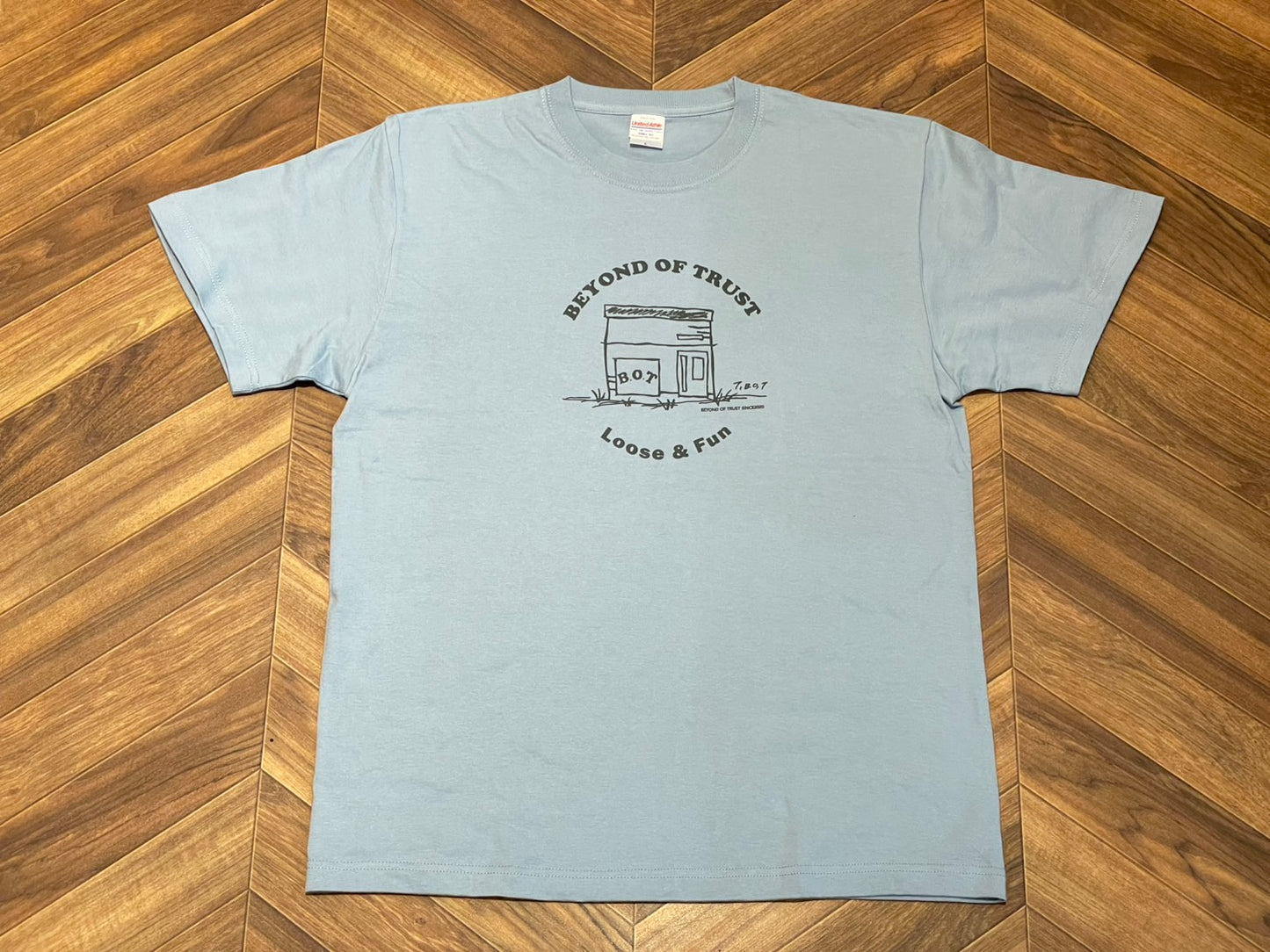 【在庫限り】B.O.T × Loose & Fan コラボ| 工房イラストTシャツ
